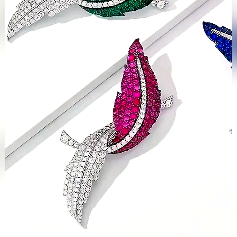 Intertwined Feathers Rhinestones Brooch